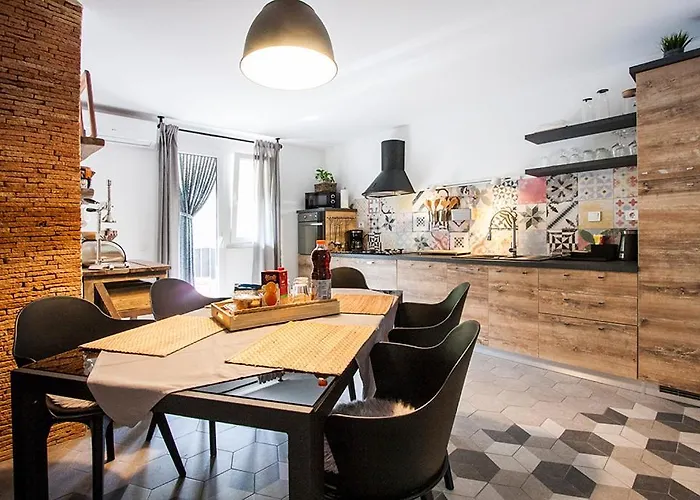 Carducci Διαμέρισμα *