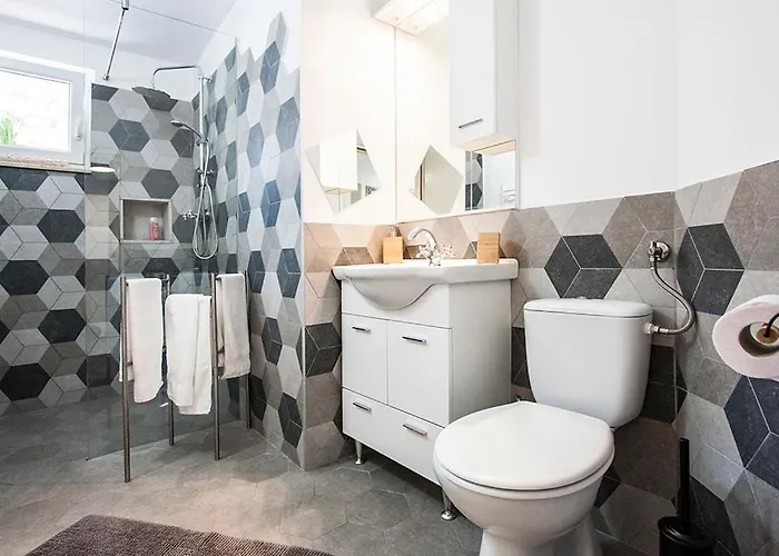 Carducci * Ρόβινι